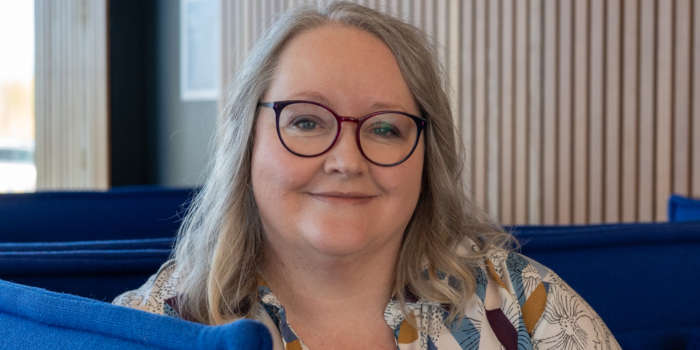 Portrait of Bev Gibbs